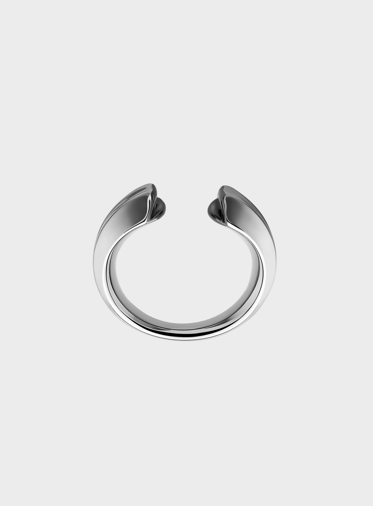 Silver Kiss Small Ring Black